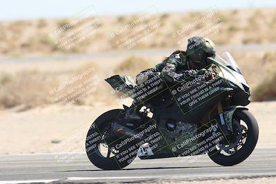 media/Oct-04-2025-CVMA (Sat) [[408bcdd6e4]]/Race 4-Formula Middleweight (Holeshot)/